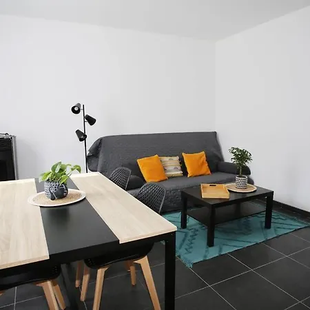 Peaceful Hideaway In דירה סיסטרון